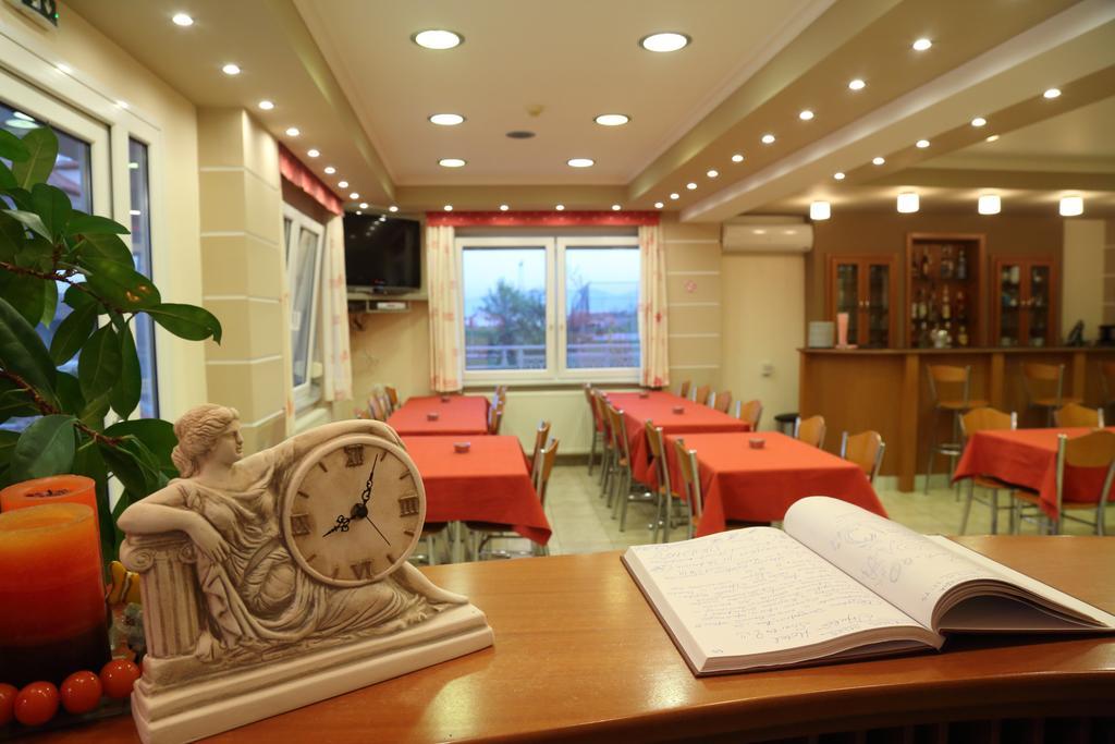 Hotel Souita Paralía Buitenkant foto